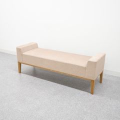 【中古品】ベンチ 二人掛け ウッドレッグ ファブリック ベージュ