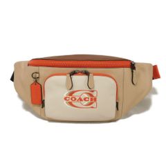 COACH コーチ トラック ベルトバッグ 現行 Cマーク カラーブロック マルチ スムース サンディベージュ グレー ブラウン カーフ クロスボディ ショルダーバッグ 未使用 ロゴ エンボス スタンプ ボディバッグ CH110