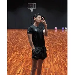 テテ V BTS ナイロンポーチ P1022V BTS V テテ ポーチ - メルカリ