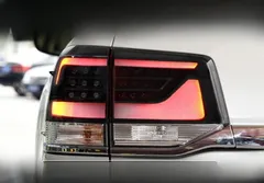 ランクル200前期 カスタムテールライト 4個セット クリア/レッド/オレンジ ランクル200前期 カスタムテールライト 4個セット クリア/レッド