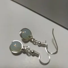 NO54 天然石オパールワイヤー巻きピアス・シルバー