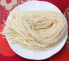 博多ラーメン用細麺 100g 替え玉（麺のみ）20玉