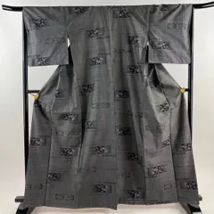 大島紬 身丈164cm 裄丈66cm M 袷 証紙 葡萄唐草 花 黒 正絹 美品 秀品 【中古】