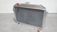 【即納新品】NISSAN S30Z 240Z ３層アルミラジエーター フェアレディZ Fairlady Z