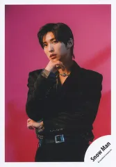 【中古】生写真(STARTO) Snow Man/目黒蓮/上半身/シングル「LOVE TRIGGER / We’ll go together」MV＆ジャケ写オフショット/公式生写真