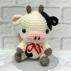 あみぐるみ　おすわり牛さん（大）