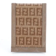 未使用級✨️ FENDI カードケース 名刺入れ エフイズ イエロー レザー FENDI（名刺入れ/定期入れ ・ シルバー/銀色系）のフリマ