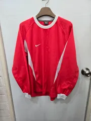 L 100 ） NIKE Nike(ナイキ） ピンクピンク 長袖Tシャツ