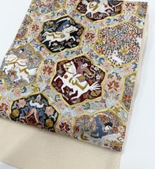 G4⭐️美品　正絹　総刺繍　袋帯　6通柄　金通　逸品 G4⭐️美品 正絹 総刺繍 袋帯 6通柄 金通 逸品 - メルカリ