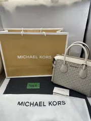 👜【美品】MICHAEL KORS 2wayバッグ ライトクリームマルチ m7666