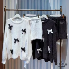 新品タグ付き　上下セット　ジェラートピケ　リボン柄　ふわもこ　ルームウェア gelato pique（ジェラートピケ）の「【KIDS】リボン柄ロンT