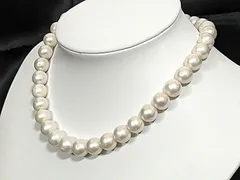 高騰が続く真珠！！特売！照り巻最高！ビックサイズ　南洋湖水パールネックレス１1㍉―１０㍉前後　長さ４３ｃｍ前後