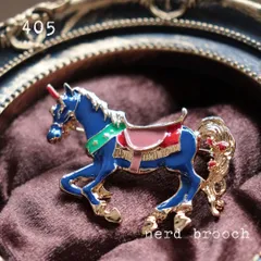 メリーゴーランドのようなユニコーンブローチ　馬 動物 レトロ かわいい 個性的 アンティーク調 ヴィンテージ調 生き物 おしゃれ コサージュ NerD 新品未使用