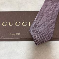美品 GUCCI グッチ シルク 100％ グレー/ピンク 総柄 254-729