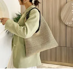 トートバッグ　ショルダーバッグ　ワンショルダー 透かし編み レディース 夏 大容量 リゾート　旅行 バッグ A4収納可能 メッシュバッグ 肩掛け 鞄 ストローバッグ 軽量 ハンドバッグ 手提げ 韓国大人　丈夫　可愛い　オシャレ　トラベル　使いやすい　軽量