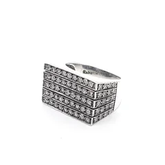 2026年最新】kubizmの人気アイテム - メルカリ