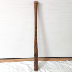 昭和の超珍品、1960年代前後の超レア木製野球バットです。 - メルカリ