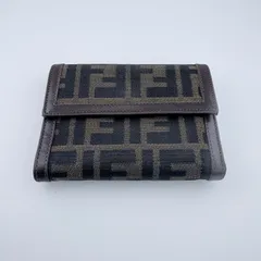 2025年最新】FENDI 財布 二つ折りの人気アイテム - メルカリ