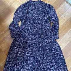 【UNIQLO ユニクロ】　ブラック　花柄　S　ワンピース　フレア　ロング　カジュアル　ランタンスリーブ