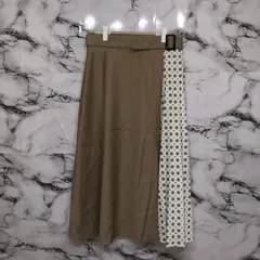 美品<!-利用不可文字-!>　ナチュラルビューティーベーシック　NATURAL BEAUTY BASIC ひざ丈　フレア　プリーツスカート　【M】　ベージュ　茶　ブラウン　ホワイト　オシャレ　ベルト　2色　かわいい　上品　大人　キレイ　シンプル　オールシーズン