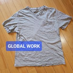 GLOBAL WORK！VネックTシャツです。