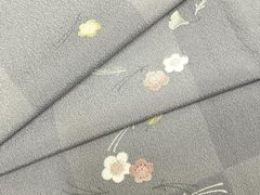 小紋反物2本セット くすみ緑 藤鼠 飛び柄 正絹 難あり - メルカリ