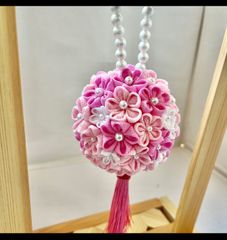 【ボールブーケ　ピンク】　つまみ細工　つるし台なし 　ちりめん　ハンドメイド