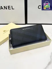 【今日特価】Burberry バーバリー 新作ハンドポーチ 原版牛皮使用、多ポケットで大容量を実現