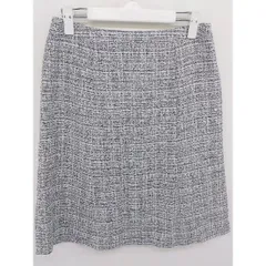 ◇ ◎ ●新品● UNTITLED アンタイトル 総柄 膝丈 フレア スカート サイズ2 ホワイト ブラック レディース  【1205030002034】