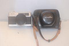 ミノルタ　オールドカメラ／フィルムカメラ　HiMATiC7  ROKKOR-PF F：1.8 45mm　ジャンク、現状
