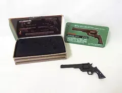 【中古】小物(キャラクター) バイオハザード4 メタル製ガンコレクション MAGUNUM(マグナム) 初回特典