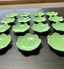 伊万里青磁紅葉型皿共箱幅10.7㎝トヒルウ東な6-1127☆2F