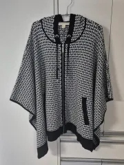 2025年最新】マイケル コース ポンチョの人気アイテム - メルカリ