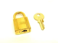 2025年最新】エルメス南京錠カデナの人気アイテム - メルカリ