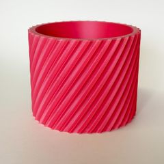【3Dプリント】ツイスト01鉢カバー ストロベリーミルク｜シンプル・北欧風・おしゃれ植木鉢 3号用