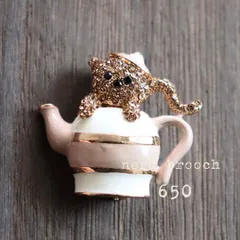 ティーポットとネコちゃんのブローチ　ねこ 猫 動物 大人 かわいい 大人 カジュアル 生き物 アニマル コサージュ 新品未使用 NerD