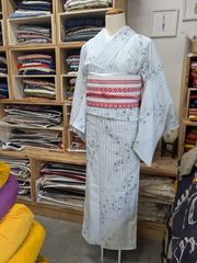 夏の洗える着物　ポリエステル絽の着物
