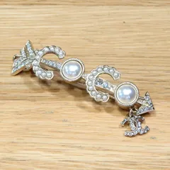 CHANELハート型ストーン付き黒バレッタ（入手困難） CHANEL（ハート ・ バレッタ/ヘアクリップ）のフリマアイテム一覧