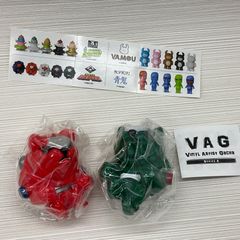 内袋未開封品　VAG（VINYL ARTIST GACHA） SERIES 4 バスターワン！2種セット　赤成形　緑成形　原型製作 牧野良彦　写真にあるもののみバラ売り不可