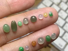 本翡翠、天然無処理A貨翡翠　開花富貴　手彫り 本翡翠、天然無処理A貨翡翠 開花富貴 手彫り