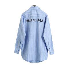 BALENCIAGA背中にロゴプリントのブルーストライプ長袖シャツ