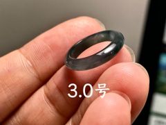 L13-121 ピンキーリング 氷種 高級感 煙灰〜黒翡翠 3.0号 グアテマラ産 A貨 本翡翠 くりぬき リング