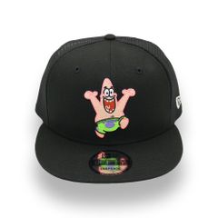 日本未発売 ニューエラ X スポンジボブ "パトリック・スター "キャップ / NEW ERA X SPONGEBOB SQUAREPANTS "PATRICK STAR" MESH TRUCKER 9FIFTY SNAPBACK CAP [BLACK]