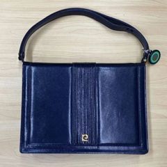 【✨高級ブランド✨】Pierre　cardin　ピエールカルダン　レザーバッグ おしゃれ　可愛い　ブラック　黒　BLACK　かばん　バック　手持ち　お出かけ　アンティーク　ヴィンテージ　ゴージャス　バブル　革　皮　希少　貴重　終活　断捨離