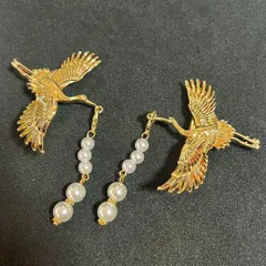 KZ016 ヘアクリップ 髪飾り 鶴 つる ヘアアクセサリー ヘアピン ゴールドカラー 和装 和風 着物 卒業式 成人式 結婚式 和装小物 普段使い ヘアアレンジ おしゃれ お呼ばれ 花魁 お祭り かわいい 可愛い パールデザイン ブライダル ウェディング