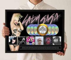 レディー・ガガ  Lady Gaga  gold disc album  ゴールド ディスク アルバム フレーム  証明書 pop ポップ music 音楽 ロック rock セレブ セレブリティー 記念 メモラビリア コレクション -  1