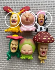 【３個セット】　こびとづかん　こびと図鑑　こびとずかん　ガチャガチャ　フィギュア　おすわりマスコット　シボリオオチチ　ホトケアカバネ　カクレモモジリ　スモモノウチ　リトルハナガシラ　ベニキノコビト