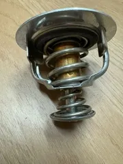 日野自動車 プロフィア E3-バルブ アッシー S40C0-E0082 日野自動車