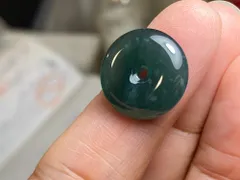 RS9-236 上品 氷種 深氷藍色 玉壁 平安守り 天然ドグアテマラ産 A貨 本翡翠 ルース ネックレス