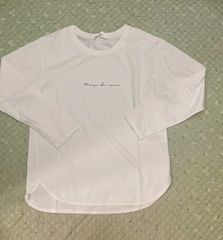 お品物は綺麗です！！5～7号の方向きの32号。23区　白の長袖Tシャツ